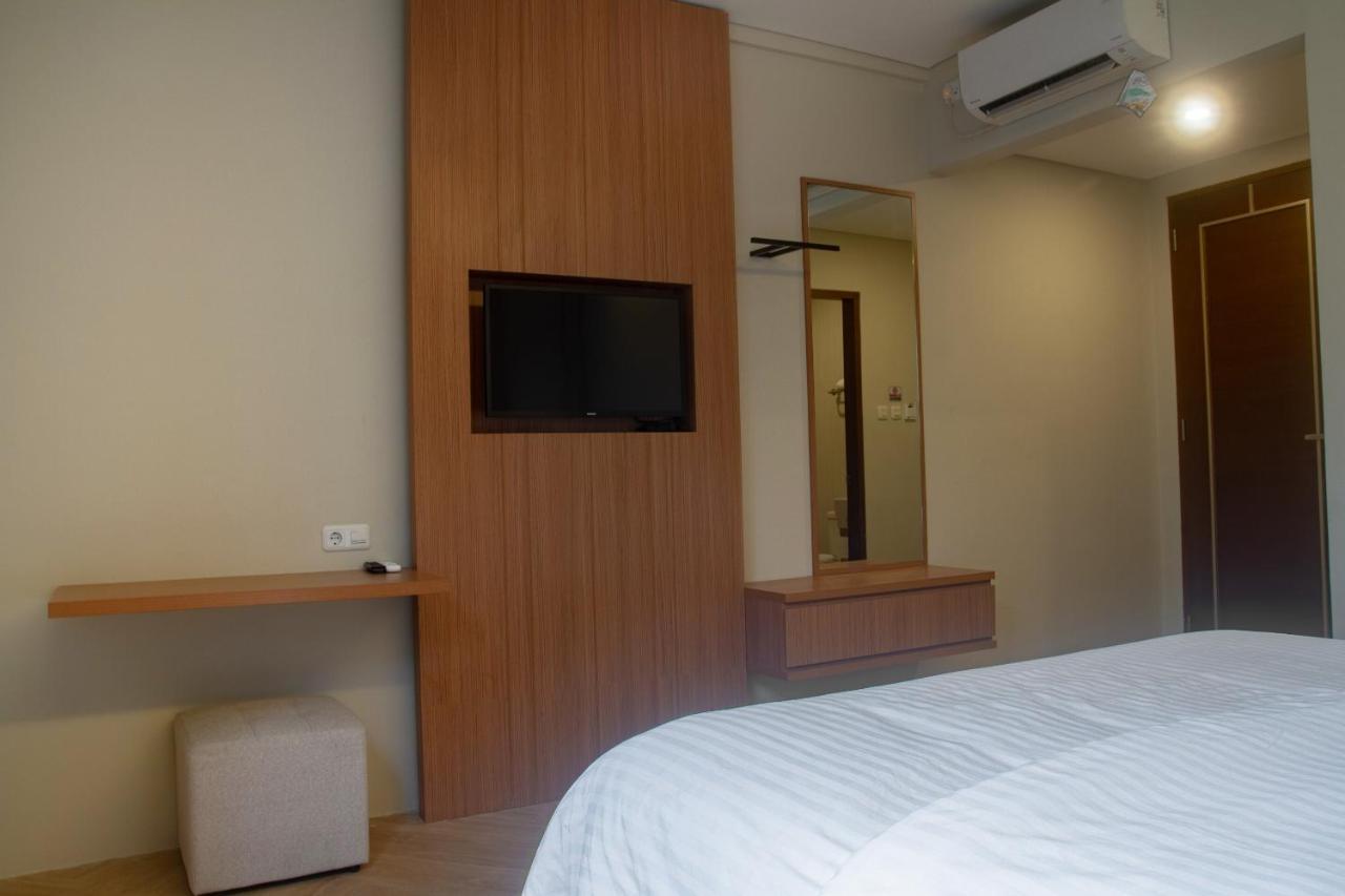 Adotel Jakarta Luaran gambar