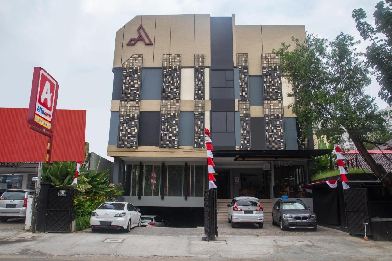 Adotel Jakarta Luaran gambar